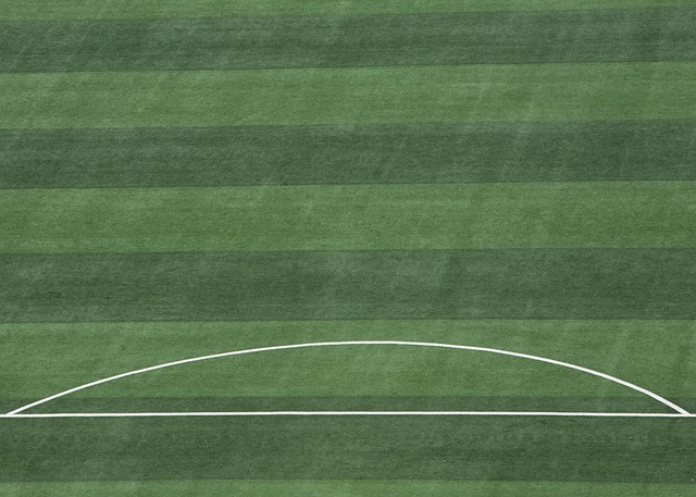 米兰VS罗马：近3次交锋2胜1平，罗马看来更有可能挺进半决赛.